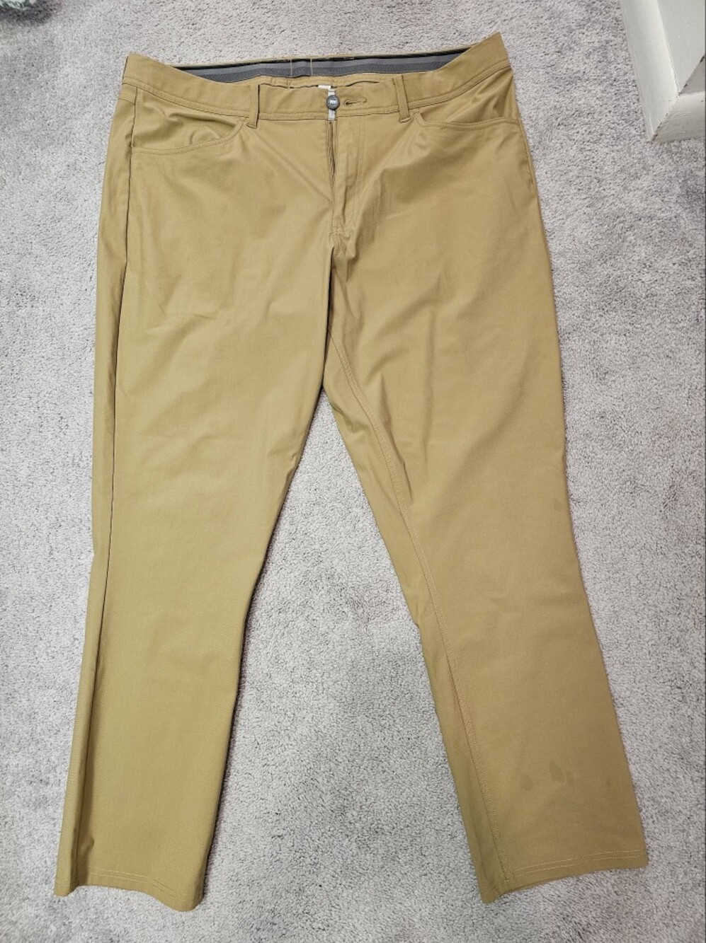 Puma Golf Men's Tan Stretch Chino Pants Size 38x30